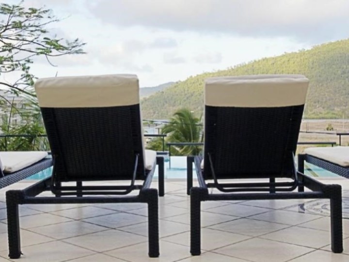 Waterfront Whitsunday Retreat - Deck Chairs