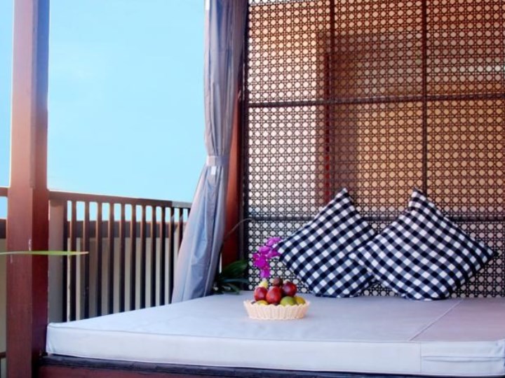 Grand Barong Resort - Day Bed