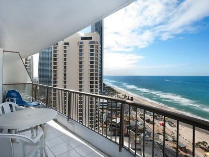 Surfers International Apartments - Balcony View