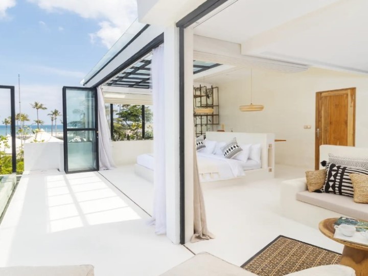 Premier Sunset Suite